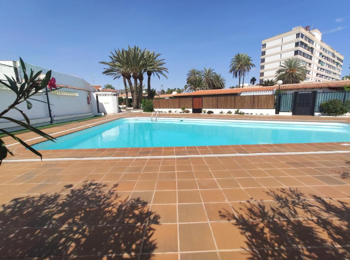 2 Bedroom Bungalow Next Yumbo Center. Free Parking Playa del Ingles  Bagian luar foto